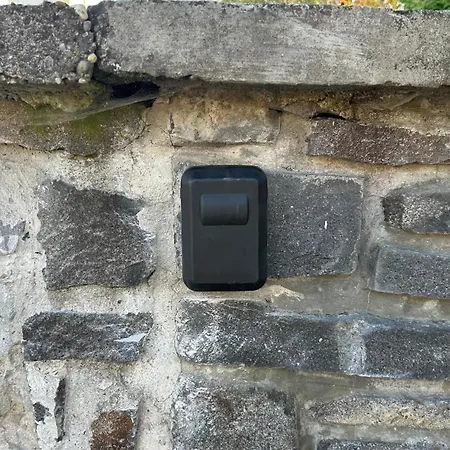 Pre 2 Osoby S Parkovanim Blizko Centra 公寓 班斯卡-比斯特里察